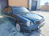 Mercedes-Benz E 320 2000 годаfor4 600 000 тг. в Караганда – фото 2