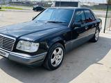 Mercedes-Benz E 280 1993 года за 2 900 000 тг. в Шымкент