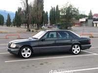Mercedes-Benz E 280 1993 года за 2 800 000 тг. в Шымкент