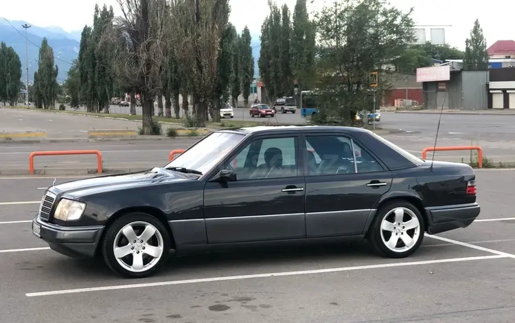 Mercedes-Benz E 280 1993 годаүшін2 900 000 тг. в Шымкент