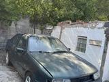 Volkswagen Passat 1995 года за 400 000 тг. в Караганда