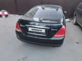 Nissan Teana 2004 годаүшін2 500 000 тг. в Астана