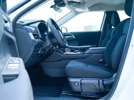 Mitsubishi Outlander 2026 года за 9 602 929 тг. в Алматы – фото 13