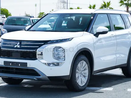Mitsubishi Outlander, 2026