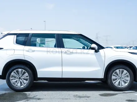 Mitsubishi Outlander 2026 года за 9 602 929 тг. в Алматы – фото 8