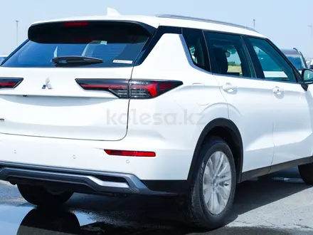 Mitsubishi Outlander 2026 года за 9 602 929 тг. в Алматы – фото 9