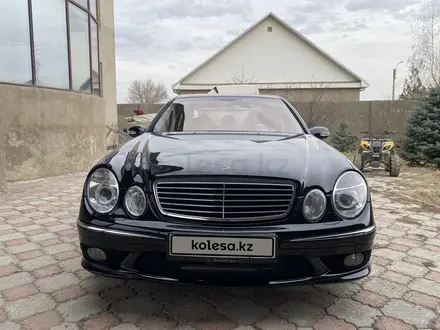 Mercedes-Benz E 500 2003 года за 6 700 000 тг. в Тараз – фото 3