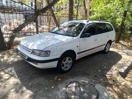 Toyota Caldina 1995 года за 1 000 000 тг. в Байтерек – фото 4