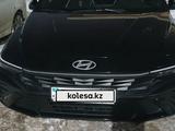 Hyundai Elantra 2023 года за 7 900 000 тг. в Астана – фото 3