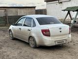 ВАЗ (Lada) Granta 2190 2013 годаүшін3 200 000 тг. в Актобе – фото 2