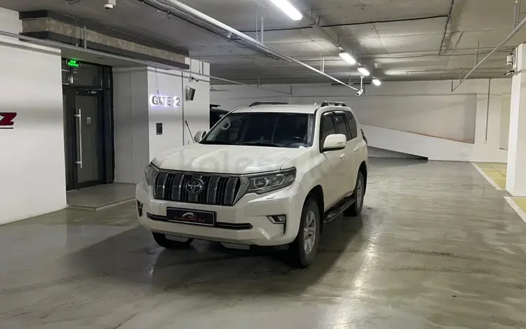 Toyota Land Cruiser Prado 2020 года за 25 000 000 тг. в Астана