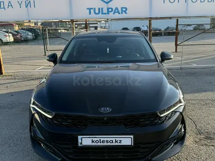 Kia K5 2020 года за 12 100 000 тг. в Караганда – фото 2