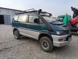 Mitsubishi Delica 1996 годаfor2 850 000 тг. в Алматы
