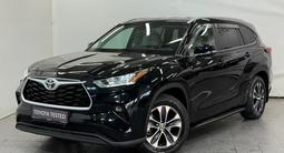 Toyota Highlander Prestige 2022 годаүшін23 490 000 тг. в Астана