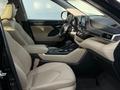 Toyota Highlander Prestige 2022 годаүшін23 490 000 тг. в Астана – фото 6