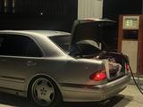 Mercedes-Benz E 320 2001 года за 4 300 000 тг. в Актобе – фото 5
