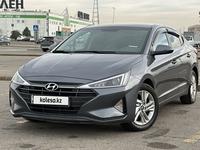 Hyundai Elantra 2019 годаfor9 800 000 тг. в Алматы