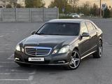 Mercedes-Benz E 300 2010 годаfor7 700 000 тг. в Шымкент