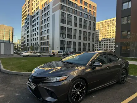 Toyota Camry 2020 года за 12 800 000 тг. в Астана – фото 5