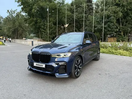 BMW X7 2020 года за 38 700 000 тг. в Алматы