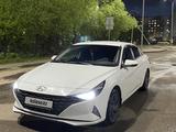 Hyundai Elantra 2021 года за 9 800 000 тг. в Астана – фото 3