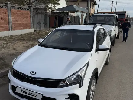 Kia Rio X-Line 2021 года за 6 996 000 тг. в Астана – фото 4