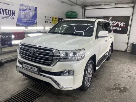 Toyota Land Cruiser 2016 года за 33 500 000 тг. в Усть-Каменогорск