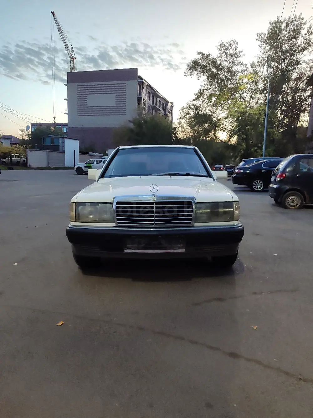 Mercedes-Benz 190, 1987