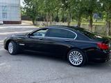 BMW 750 2011 года за 6 000 000 тг. в Астана – фото 3