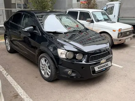Chevrolet Aveo 2014 года за 2 800 000 тг. в Астана – фото 3
