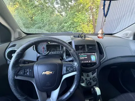 Chevrolet Aveo 2014 года за 2 800 000 тг. в Астана – фото 5