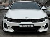 Kia K5 2020 года за 14 000 000 тг. в Алматы