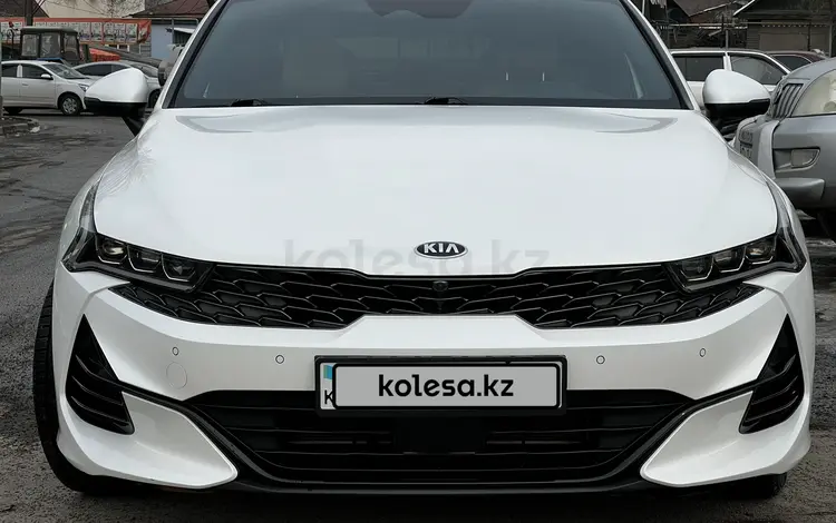 Kia K5 2020 года за 14 000 000 тг. в Алматы