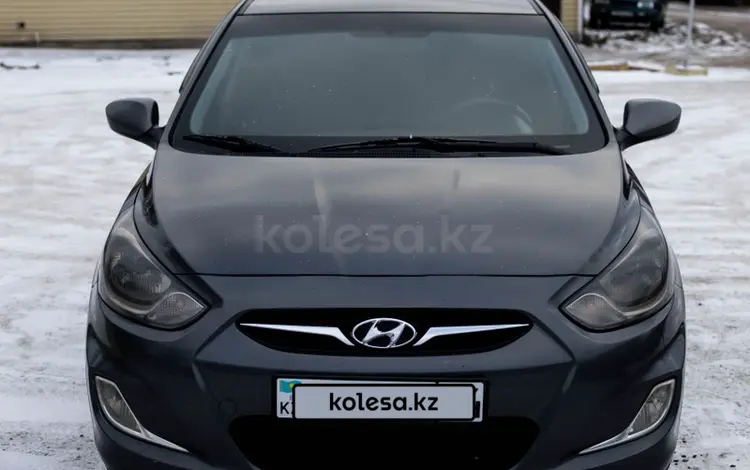 Hyundai Solaris 2012 года за 3 800 000 тг. в Актобе