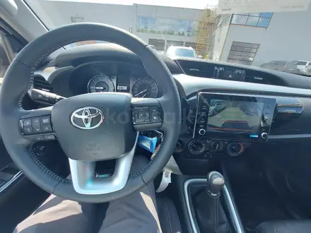 Toyota Hilux 2022 года за 23 500 000 тг. в Атырау – фото 10