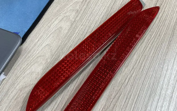 Катафоты задние TOYOTA KOITO за 7 500 тг. в Алматы