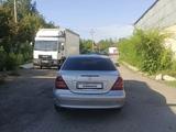 Mercedes-Benz C 240 2002 года за 3 000 000 тг. в Усть-Каменогорск – фото 5