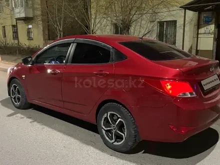 Hyundai Accent 2015 года за 3 300 000 тг. в Караганда – фото 3
