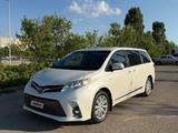 Toyota Sienna 2017 года за 9 200 000 тг. в Актобе – фото 5