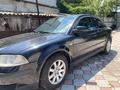 Volkswagen Passat 2002 годаfor2 200 000 тг. в Алматы – фото 2