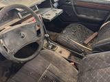 Mercedes-Benz E 200 1994 годаүшін500 000 тг. в Актау – фото 4
