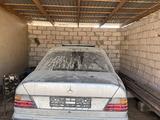 Mercedes-Benz E 200 1994 годаүшін500 000 тг. в Актау