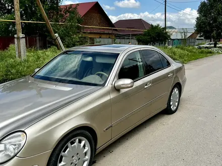 Mercedes-Benz E 240 2002 года за 4 500 000 тг. в Алматы – фото 6