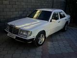 Mercedes-Benz E 200 1990 годаүшін900 000 тг. в Жаркент – фото 3
