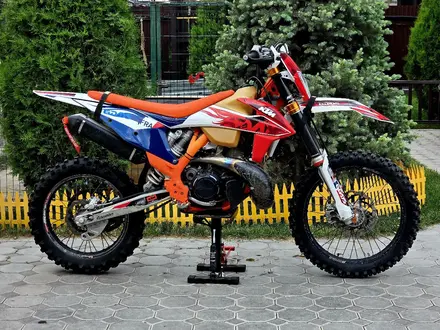 KTM  300 EXC 2023 года за 5 100 000 тг. в Алматы – фото 3