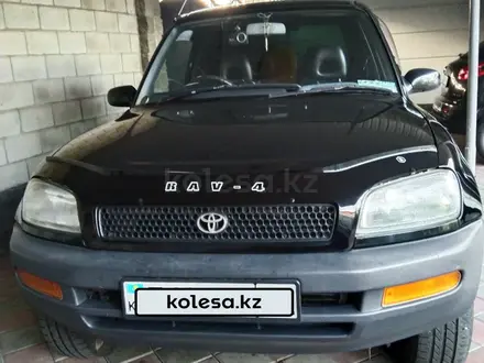 Toyota RAV4 1995 года за 3 000 000 тг. в Алматы