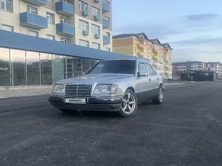 Mercedes-Benz E 220 1993 года за 1 500 000 тг. в Тараз