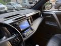 Toyota RAV4 2016 годаүшін12 800 000 тг. в Астана – фото 13
