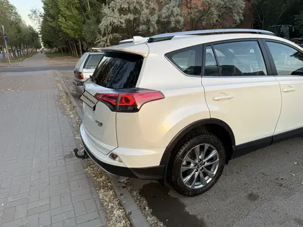 Toyota RAV4 2016 года за 12 800 000 тг. в Астана – фото 5