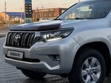 Toyota Land Cruiser Prado 2020 года за 18 990 000 тг. в Уральск – фото 4